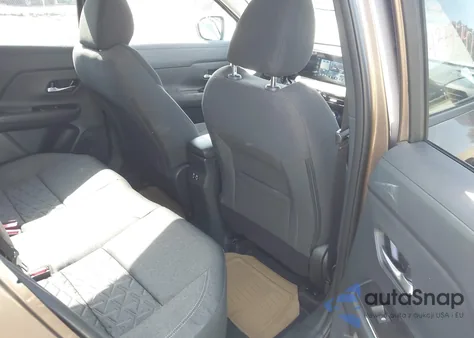 2025 Nissan Kicks Sv Intelligent Awd from USA, damaged, VIN 3N8AP6CB8SL341737